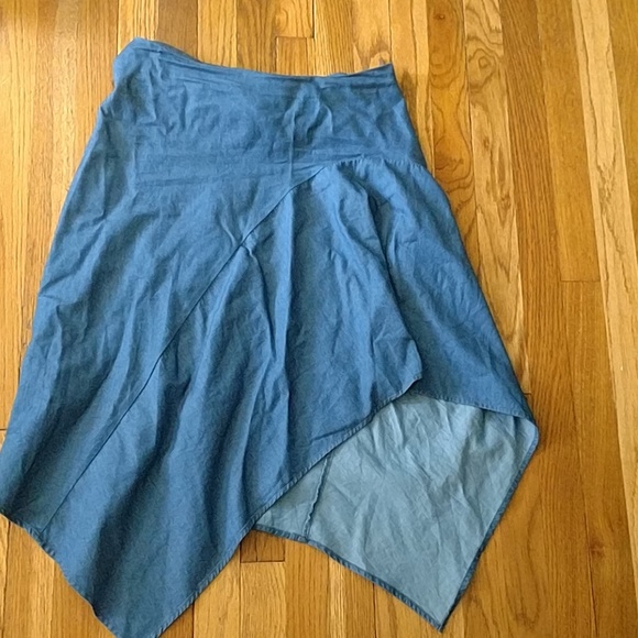 Mossimo Supply Co. Dresses & Skirts - Mossimo skirt Mossimo Supply Co. Dresses & Skirts - Mossimo skirt